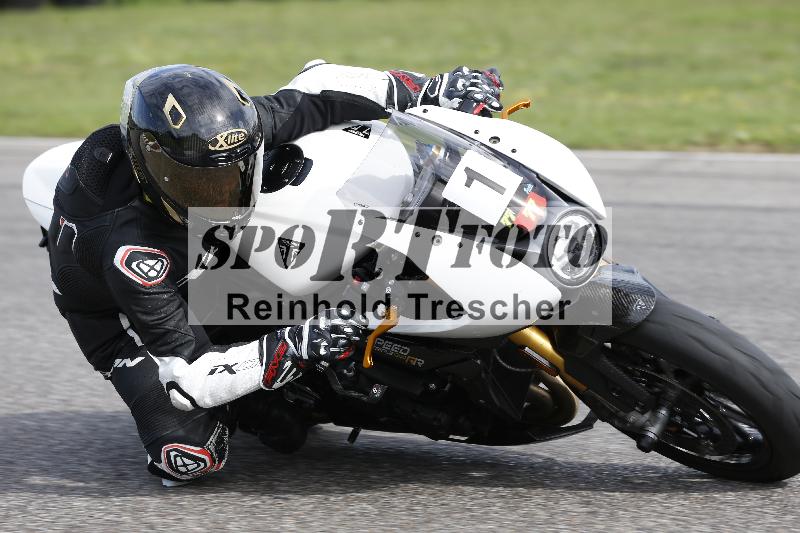 /53 16.09.2025 Track Day Domi Aegerter ADR/Gruppe rot/1